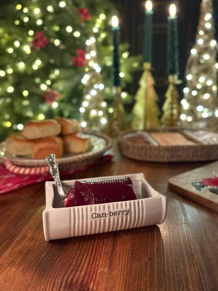 Can-Berry Dish Set